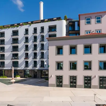 Savoy Insular I By An Island * Funchal (Madeira)