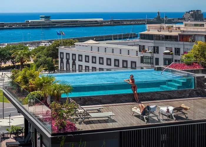 Savoy Insular I By An Island Apartment