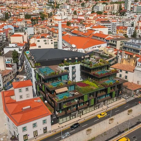 Savoy Insular I By An Island *