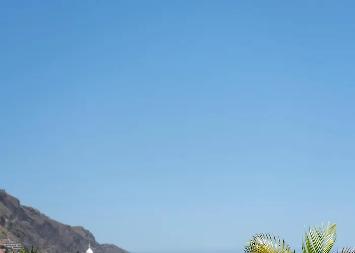 Savoy Insular I By An Island